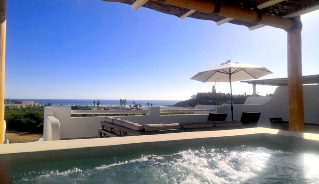 Encanto Penthouse⛱ Pool, Rooftop Hot Tub & Sunsets