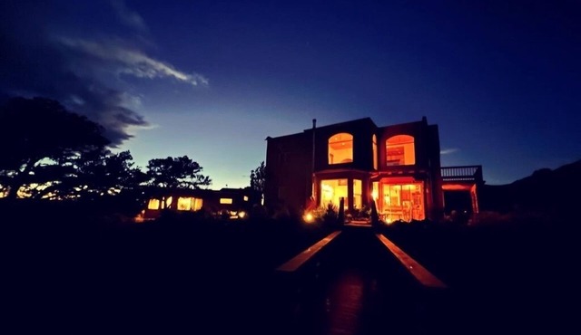 Enchanting adobe manor on 2 tranquil acres 5 min from downtown historic Crestone