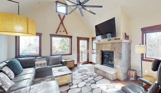 End-Unit Condo w/Beautiful Blue River & Mountain Views, Free WiFi, & Deck in Silverthorne