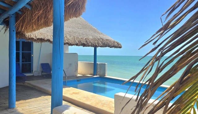 Enjoy the coast of Campeche in Villa Santorini