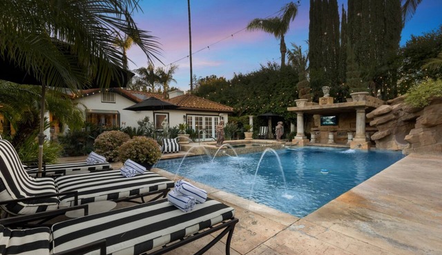Erwin Estate - A Perfect Blend of Modern Elegance with Mid-Century Undertones