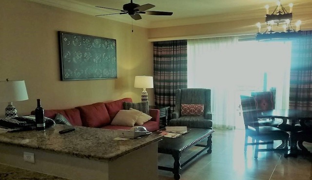 Executive Suite – at Luxury Resort in Los Cabos - Perfect view of the ocean