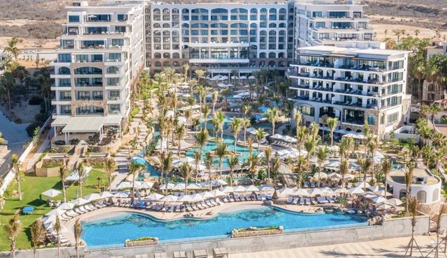 Exquisite Villa la Valencia Beachfront Resort 1 Bedroom Suite, Dec 17-24, 2022