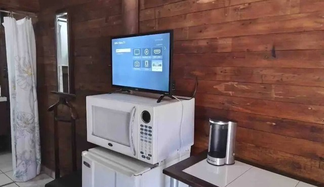 F8 Mini Tiny studio Loft Downtown Jakuzzi gym