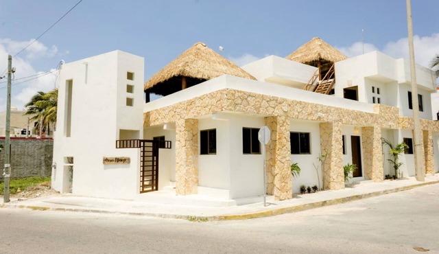 FAB 1 bedroom sleeps 3 by Mango Cafe