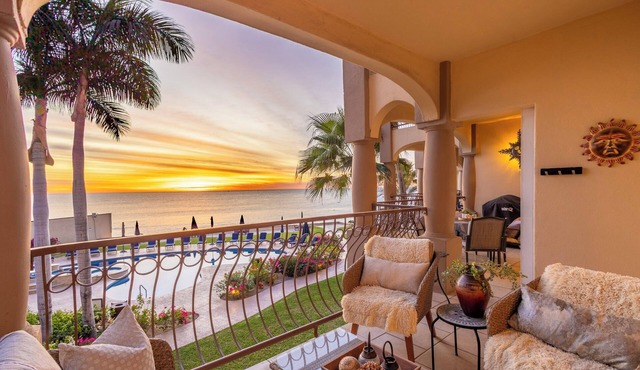 Family Friendly Las Olas Oceanfront Remodeled 2BR Steps to Surf, Sand & Dining!