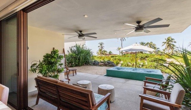 Family-Friendly 4BR I Sand at Your Door + Pool