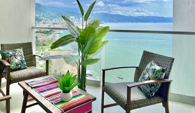 Family friendly 1 bdr sleeps 4 amazing views Amazing pools