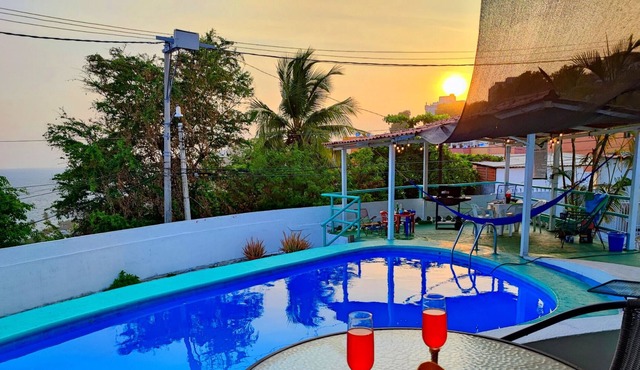 Fifth Hill. Ideal house for large families, with private pool.