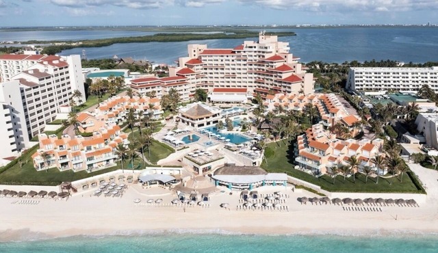 Flexible Dual-Suite w/Balconies & Resort Perks – Wyndham Grand Cancun