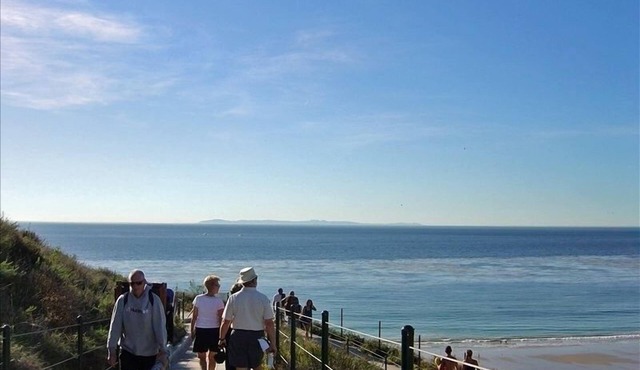 +Front row condo. Steps to sandy beach, sunset, trails. Exclusive Resort+