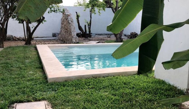 FULLY EQUIPPED Loft Apartments, Pool and Parking
