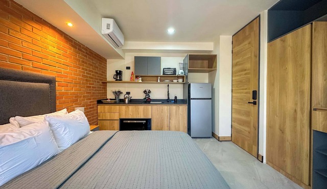 Fully Serviced Comfortable Loft | Duna S.