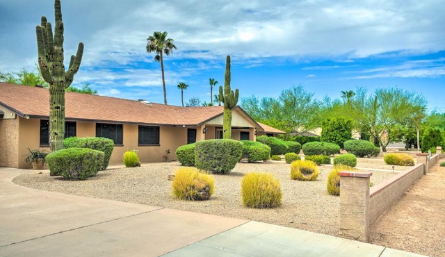 Game Room! Family Desert Getaway in Glendale