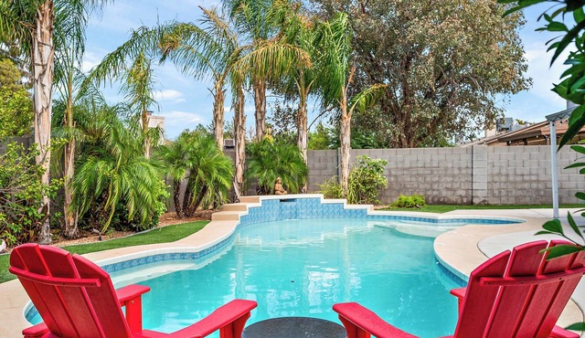 Gilbert Home, Walk to Downtown, Restaurants, Nightlife 10+ location!