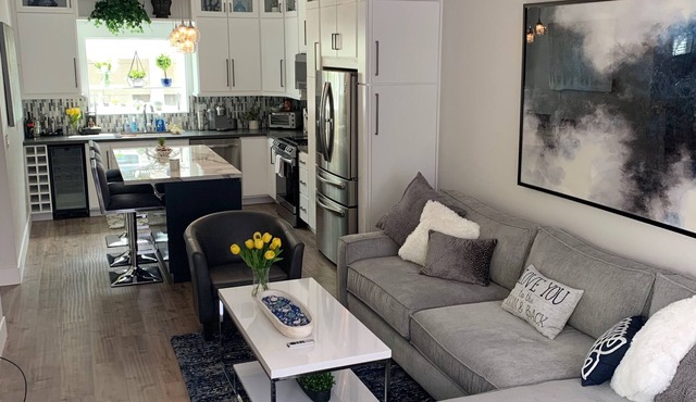 Glamorous High end bungalow completely remodeled 1 block to the beach with W/D.