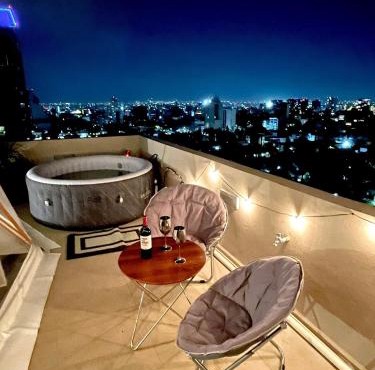 Glamping con jacuzzi en piso 15, único en Gdl, vistas espectactaculares
