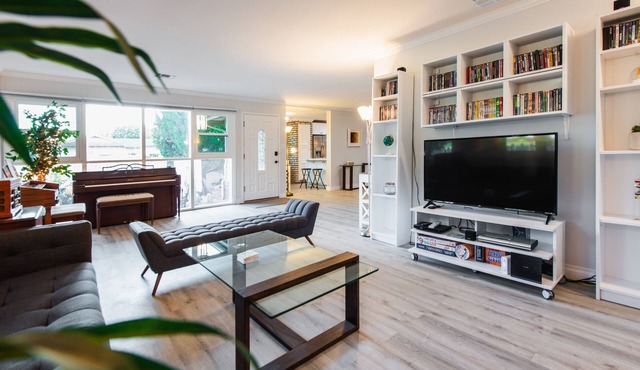Glendora Getaway! Southern California home vacation rental.