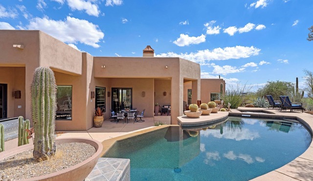Golfers Paradise - Access to ICON Private Gallery and Dove Mountain Golf Club!