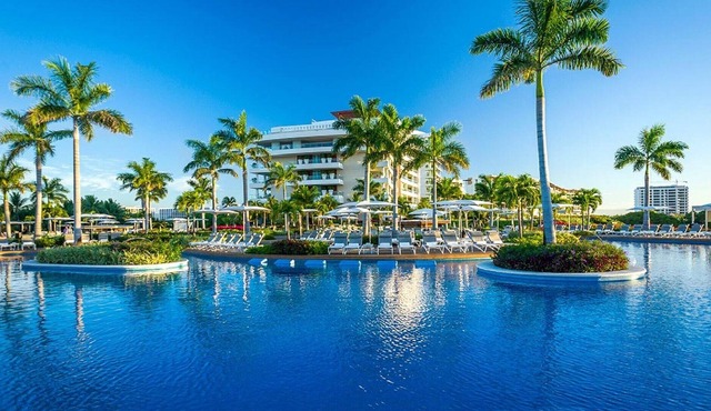 Grand Luxxe Residence Three Bedroom Loft
