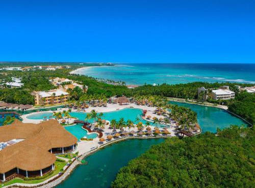 Grand Palladium Select White Sand Resort & Spa - All Inclusive