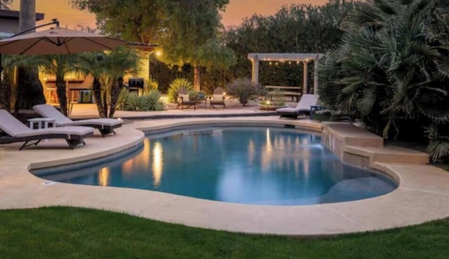 Grand Saguaro Palms ~ HUGE Private OASIS, Kierland