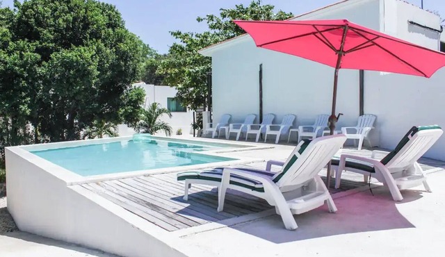 GROUP GETAWAY! Private, Staffed & Affordable