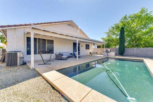 Group Getaway w/Pool & Patio in San Tan Valley!