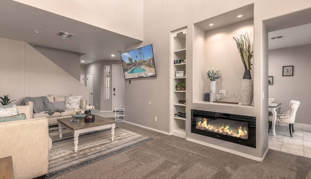 Group Luxury Retreat ~ 4 Neighboring Homes, 21 Beds, Pool & Golf Community