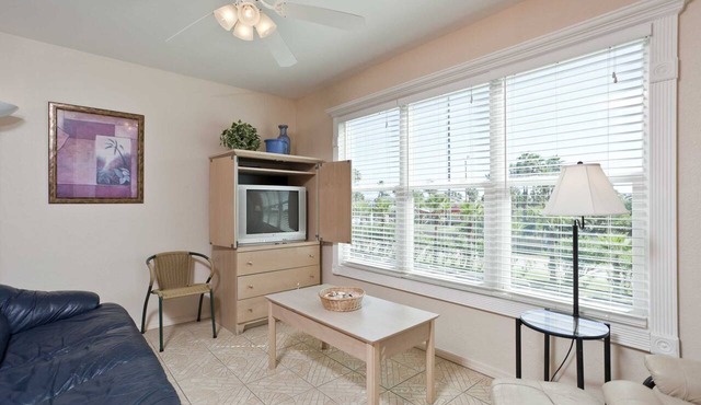 Gulfview II 205 - Dorm-style digs;Amazing amenities;Great location