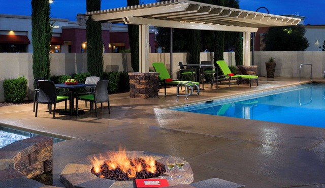 Hampton Inn & Suites Las Vegas South