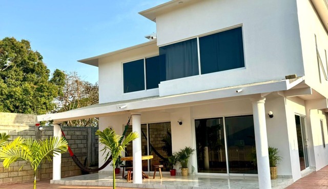 Hermosa casa cerca de Punta Zicatela