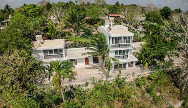 Hermosa Casa Del Lago