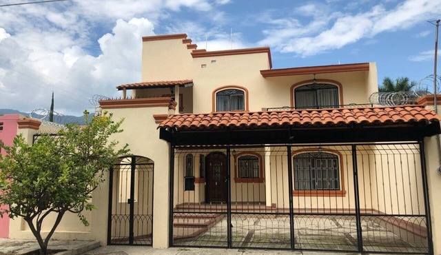HERMOSA CASA EN AJIJIC