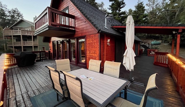 Hillside hideaway in pine mountain club