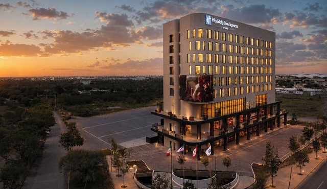 Holiday Inn Express And Suites Monterrey Sendero