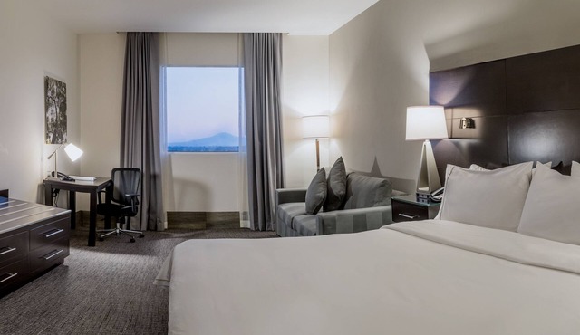 Holiday Inn Express & Suites Silao Aeropuerto - Terminal by IHG