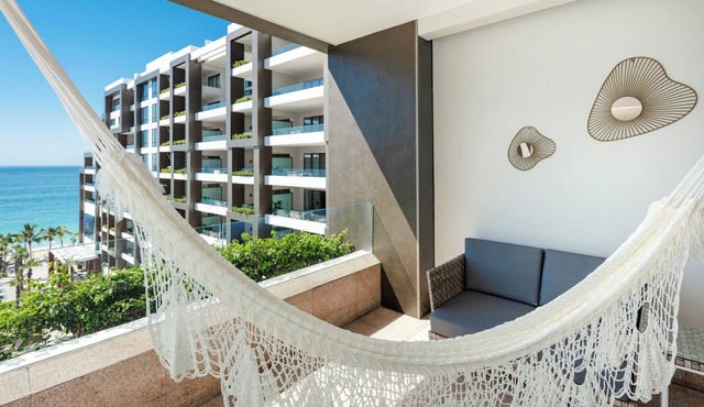 Holiday Weeks @ Elite 5-Diamond Cabo Resort · 2BR Ocean ·GUARANTEED· Butler · AI