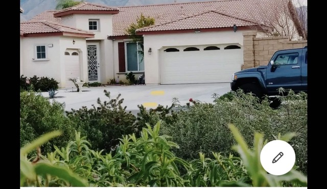 Home away 1bed 1 bath, mother in law attached house, 4 adults, private entrance.