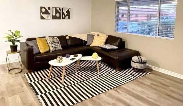 Home Sweet Scottsdale - Heated 85° Pool, Updated!