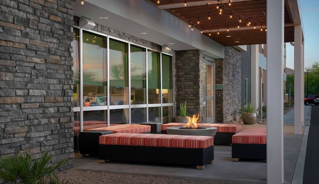 Home2 Suites by Hilton Phoenix Airport South