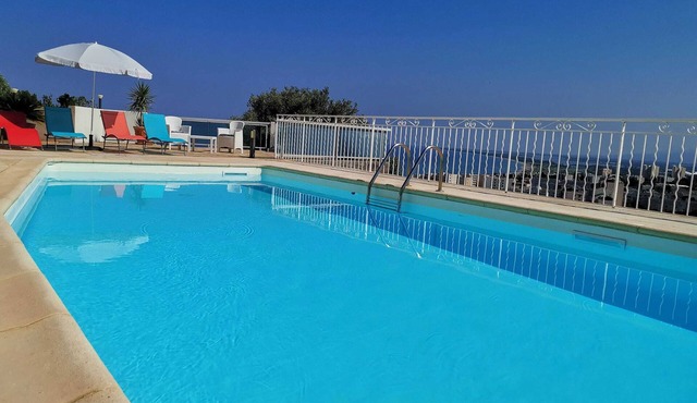 Homerez - Apartment in Bastia, sea view.