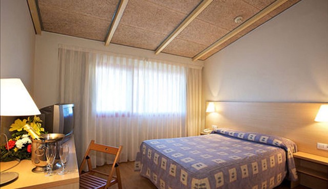 Hotel Basic in Olerdola