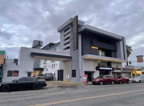 Hotel Frontera Baja