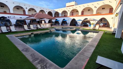 Hotel Hacienda Bugambilias La Paz