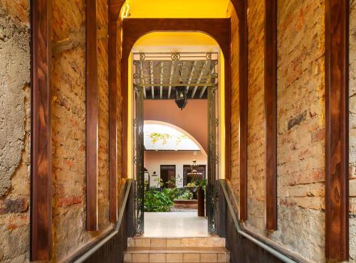 Hotel Libertad 1416
