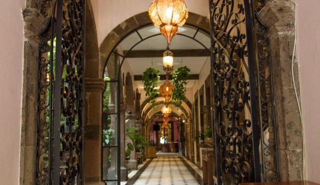 Hotel Mansión Virreyes