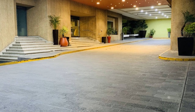 Hotel Mirage