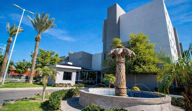 Hotel Mirra San Luis