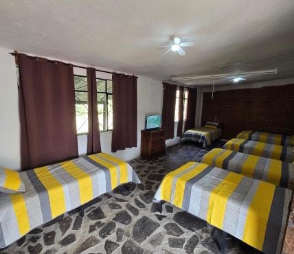 Hotel NoQueNo Vista al lago